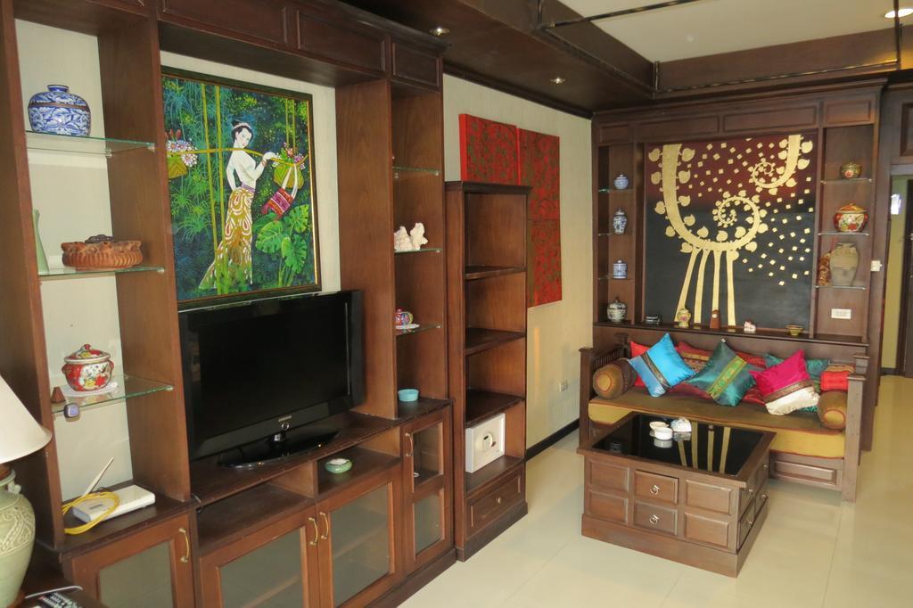 View Talay 6 Suite Apartments Pattaya Extérieur photo