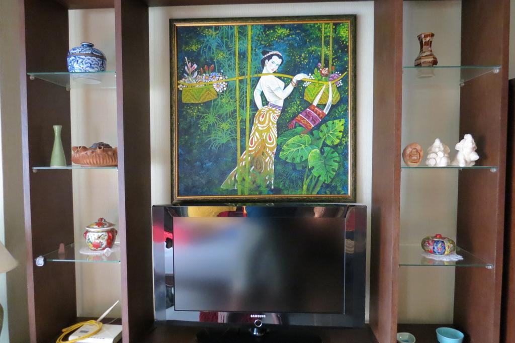 View Talay 6 Suite Apartments Pattaya Extérieur photo